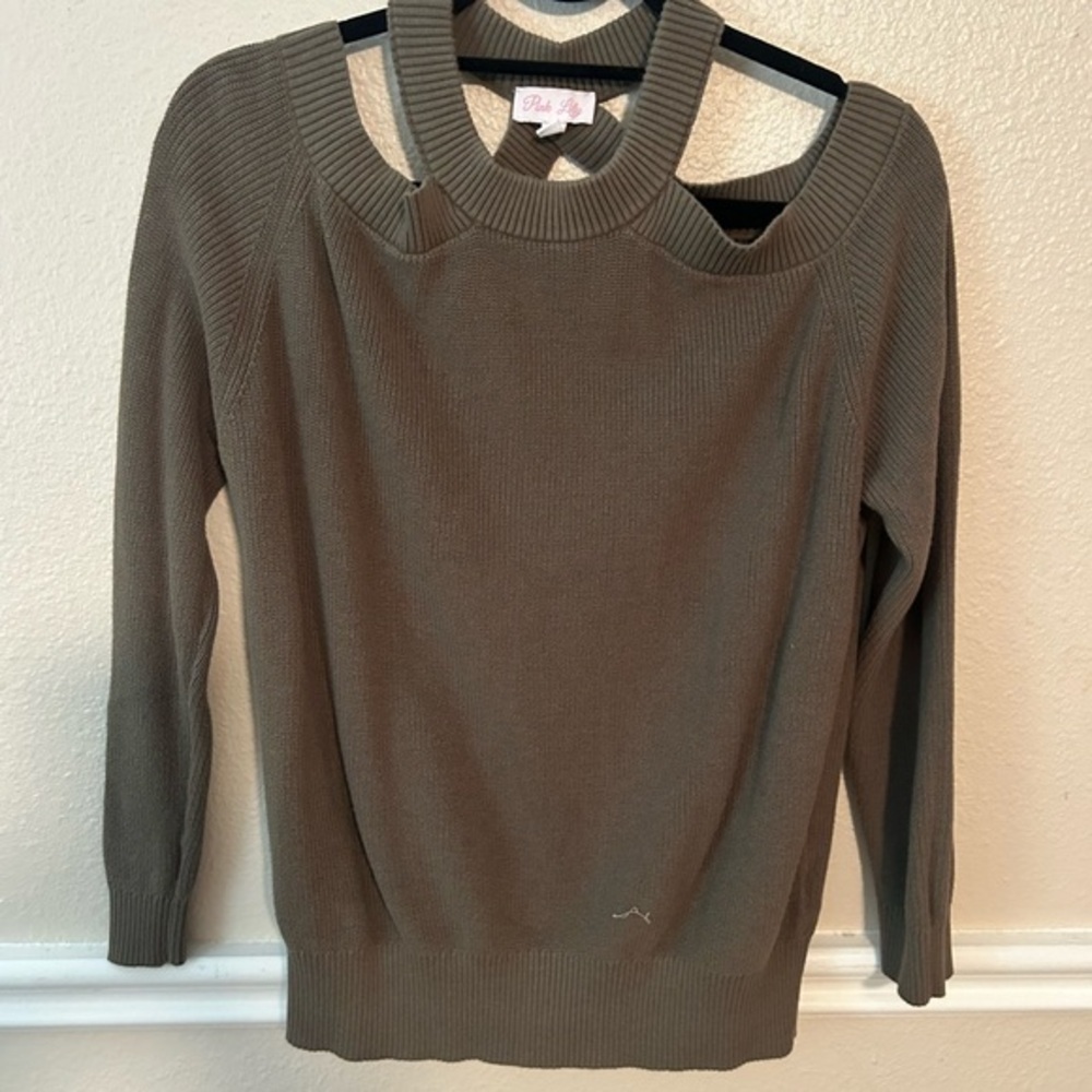 ✨ NWOT PINK LILY Olive Green Criss-Cross Ribbed Sweater ✨